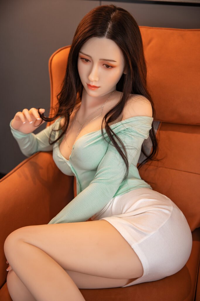 164cm Medical Grade TPE Silicone Doll 33kg / Wholesale